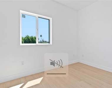 2637 S Garth - Photo Thumbnail 6