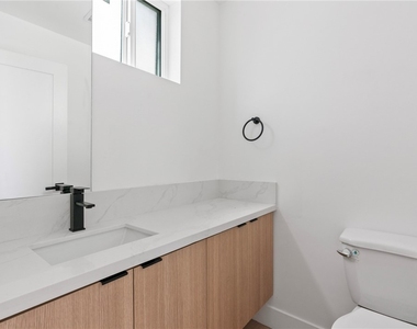 2637 S Garth - Photo Thumbnail 8