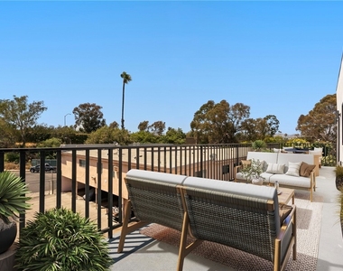2637 S Garth - Photo Thumbnail 4