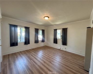 1839 Curtis Avenue - Photo Thumbnail 1