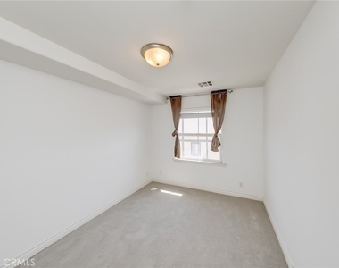 5235 Rosemead Blvd - Photo Thumbnail 11