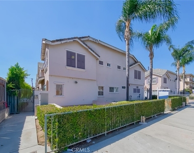 5235 Rosemead Blvd - Photo Thumbnail 2