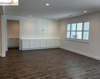 9588 Pescadero Cir - Photo Thumbnail 7
