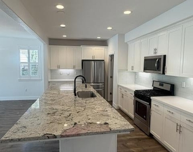 9588 Pescadero Cir - Photo Thumbnail 4