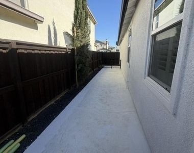 9588 Pescadero Cir - Photo Thumbnail 28