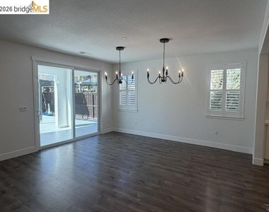 9588 Pescadero Cir - Photo Thumbnail 6