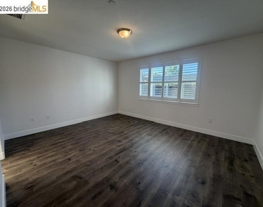 9588 Pescadero Cir - Photo Thumbnail 10