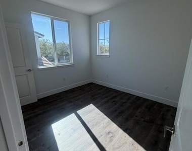 9588 Pescadero Cir - Photo Thumbnail 23