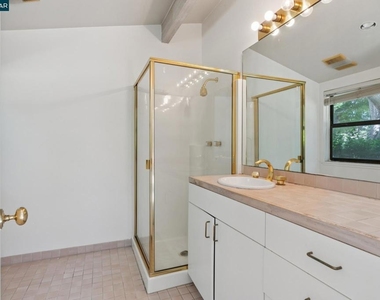 660 La Casa Via - Photo Thumbnail 92