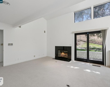 660 La Casa Via - Photo Thumbnail 45