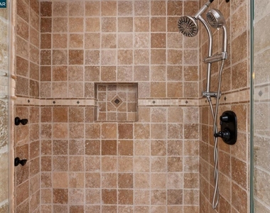 660 La Casa Via - Photo Thumbnail 51