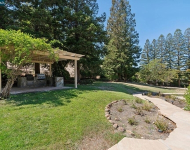 660 La Casa Via - Photo Thumbnail 83