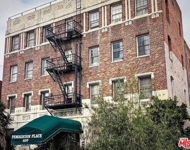 607 S Dunsmuir Avenue - Photo Thumbnail 7