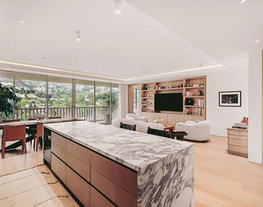 9255 Doheny Road - Photo Thumbnail 8