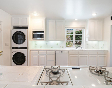 12100 Marine Street - Photo Thumbnail 9