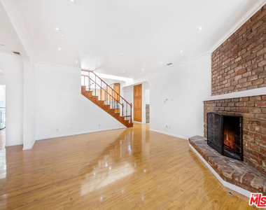 22018 Dumetz Road - Photo Thumbnail 8