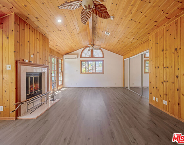 22018 Dumetz Road - Photo Thumbnail 12