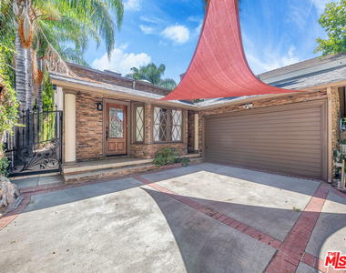 22018 Dumetz Road - Photo Thumbnail 15