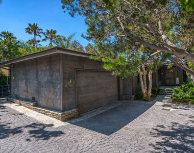 7089 Birdview Avenue - Photo Thumbnail 6