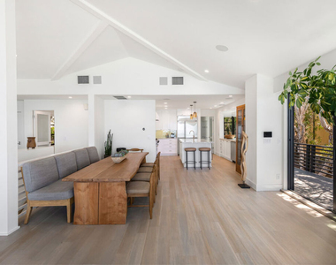 7089 Birdview Avenue - Photo Thumbnail 21