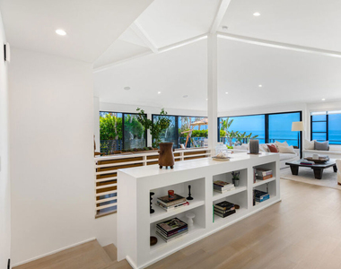 7089 Birdview Avenue - Photo Thumbnail 8
