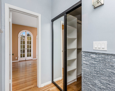 2238 El Contento Drive - Photo Thumbnail 13