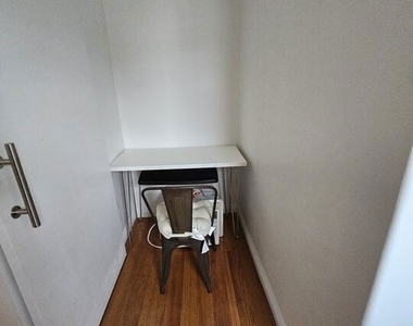 2333 S Garth Avenue - Photo Thumbnail 4