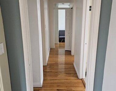 2333 S Garth Avenue - Photo Thumbnail 8