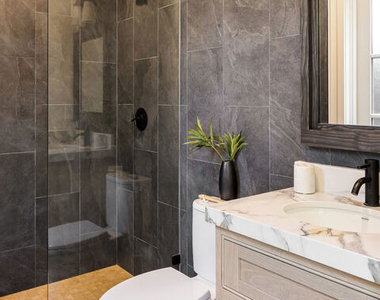 1635 N Genesee Avenue - Photo Thumbnail 23