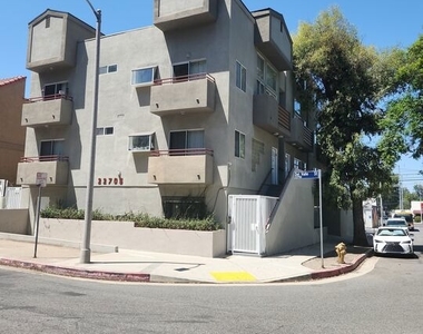 22705 Del Valle Street - Photo Thumbnail 1