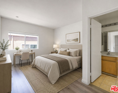 22705 Del Valle Street - Photo Thumbnail 3