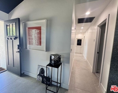 6836 Mount Shasta Avenue - Photo Thumbnail 2
