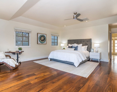 941 N Norman Place - Photo Thumbnail 34