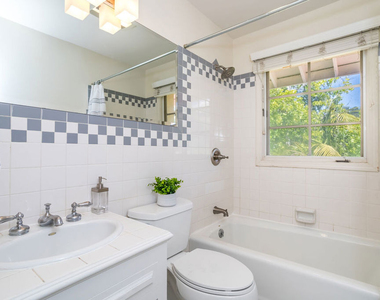 941 N Norman Place - Photo Thumbnail 51