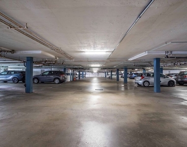 10932 Morrison Street - Photo Thumbnail 23