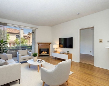 10932 Morrison Street - Photo Thumbnail 3