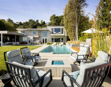 2344 Banyan Drive - Photo Thumbnail 47