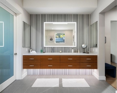 2344 Banyan Drive - Photo Thumbnail 42