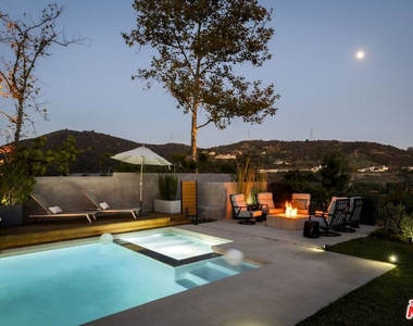 2344 Banyan Drive - Photo Thumbnail 56