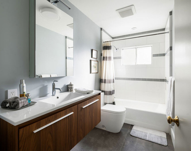 2344 Banyan Drive - Photo Thumbnail 38