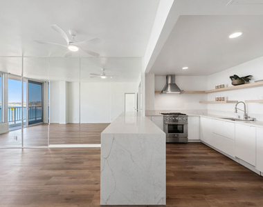 17350 W Sunset Boulevard - Photo Thumbnail 4