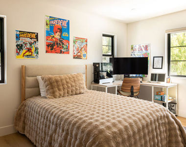 22269 Avenue San Luis - Photo Thumbnail 14