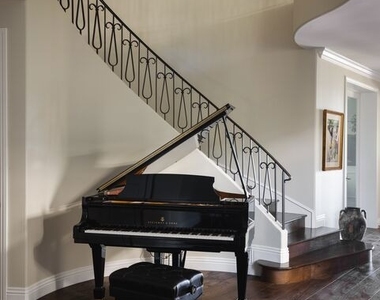 16736 Via Pacifica - Photo Thumbnail 24