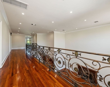 419 N Laurel Avenue - Photo Thumbnail 31