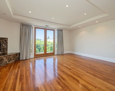 419 N Laurel Avenue - Photo Thumbnail 24