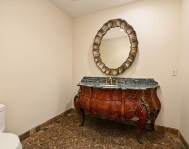 419 N Laurel Avenue - Photo Thumbnail 9