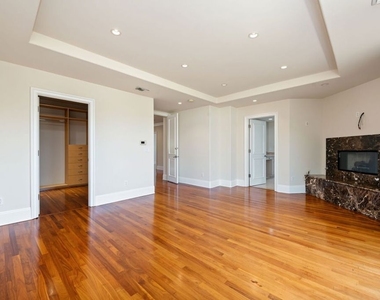419 N Laurel Avenue - Photo Thumbnail 26