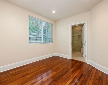 419 N Laurel Avenue - Photo Thumbnail 19