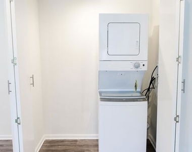 1117 S Bedford Street - Photo Thumbnail 6