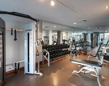 325 7th Ave - Photo Thumbnail 38